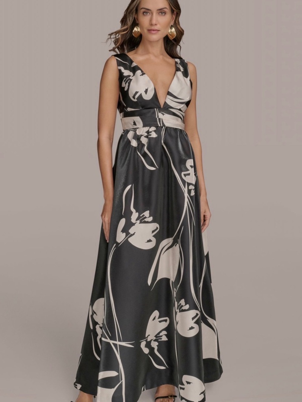 Donna Karan New York Floral Mikado Ball Gown - Size 6 - NWT SMALL SCRATCHES